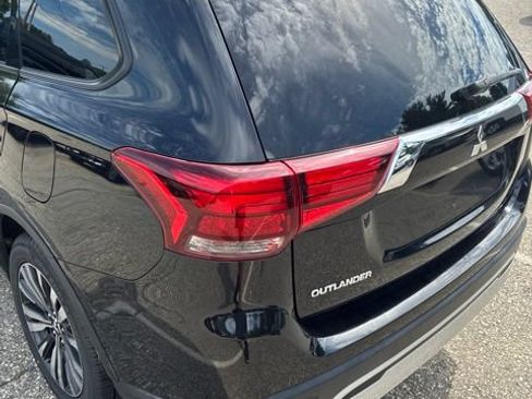 Used 2020 Mitsubishi Outlander SEL AWD/4WD image 7