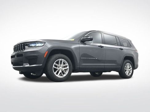 Used 2023 Jeep Grand Cherokee L Laredo image 30
