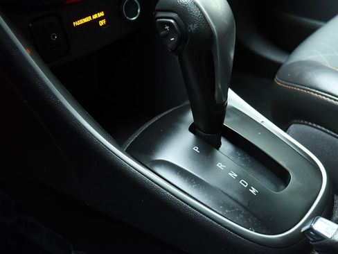 Used 2020 Chevrolet Trax LT w/ LT Convenience Package image 50