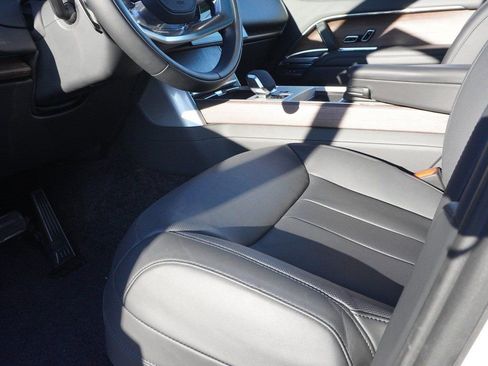 Used 2025 Land Rover Range Rover SE AWD/4WD image 27