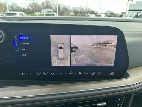 Certified 2025 Chevrolet Tahoe High Country image 17