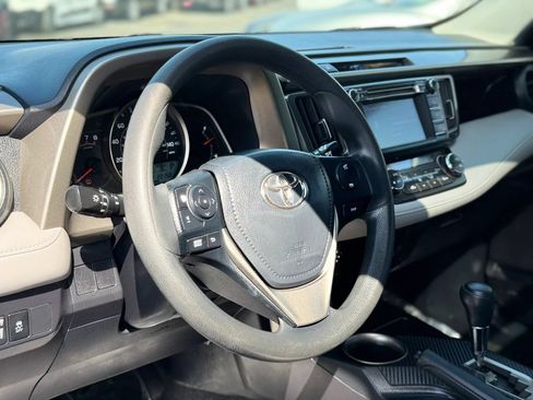 Used 2013 Toyota RAV4 XLE FWD image 25