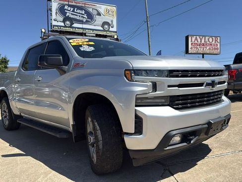 Used 2022 Chevrolet Silverado 1500 RST w/ Z71 Off-Road Package AWD/4WD image 3