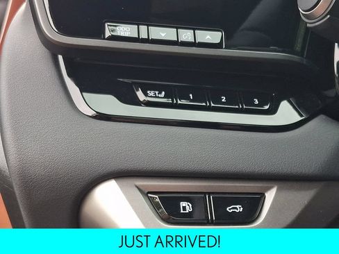 Used 2025 Lexus RX 350 w/ Convenience Package AWD/4WD image 25