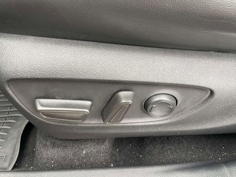 Certified 2022 Toyota Highlander XLE image 14