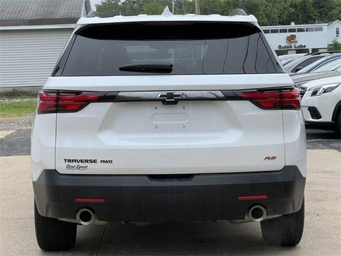 Used 2023 Chevrolet Traverse RS image 48