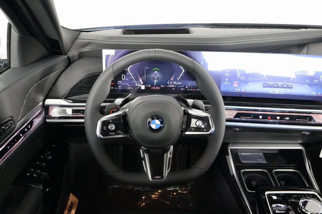 New 2026 BMW 740i w/ Premium Package RWD image 3