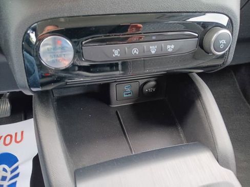 Used 2023 Ford Escape Active w/ Tech Pack #1 AWD/4WD image 9