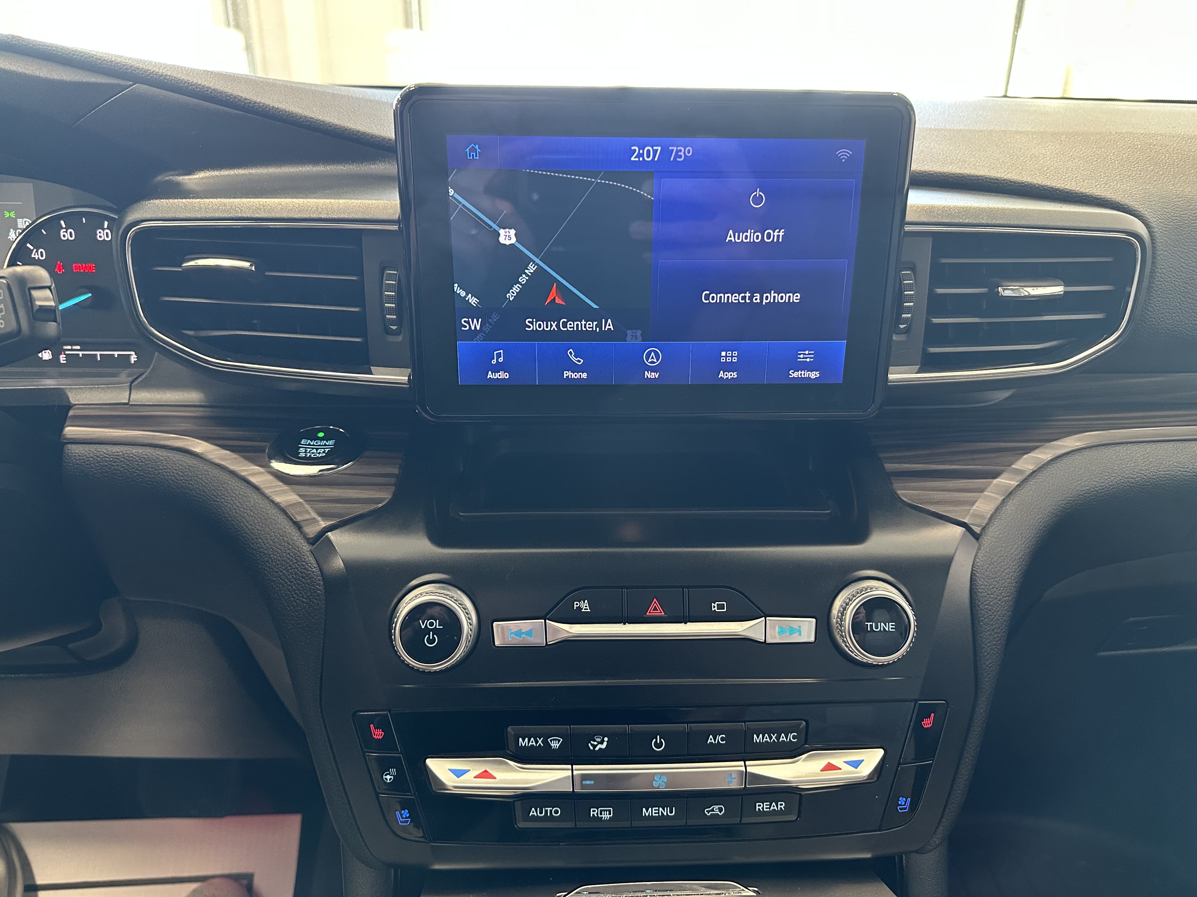Used 2020 Ford Explorer Limited AWD/4WD image 19