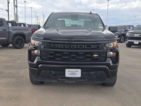 Certified 2022 Chevrolet Silverado 1500 Custom image 8