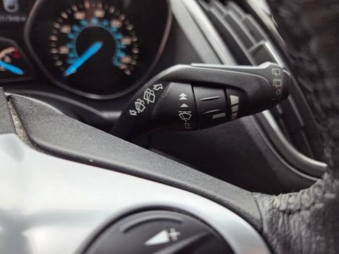 Used 2014 Ford Escape Titanium FWD image 26