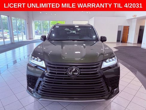 Used 2025 Lexus LX 700h Overtrail w/ Accessory Package (Z1) AWD/4WD image 2