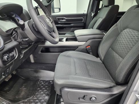 Used 2025 RAM 1500 Big Horn AWD/4WD image 8