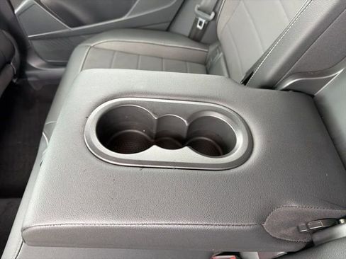 Used 2023 Volkswagen Taos SE w/ Black Wheel Package image 14