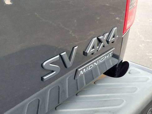 Used 2019 Nissan Frontier SV w/ Value Truck Package AWD/4WD image 6