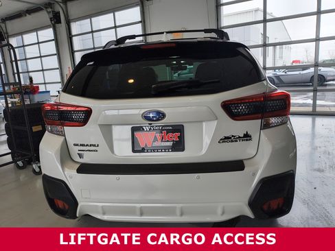 Used 2021 Subaru Crosstrek 2.5i Limited w/ Moonroof Package 2 image 5