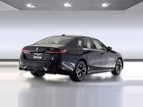 New 2026 BMW 530i w/ M Sport Package RWD image 8