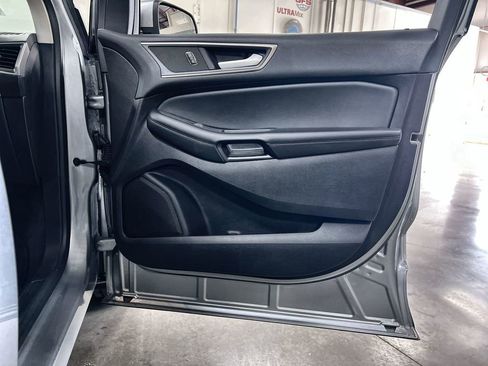 Used 2024 Ford Edge SEL image 30