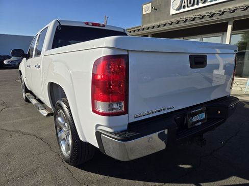 Used 2008 GMC Sierra 1500 SLT w/ SLT Preferred Package image 3