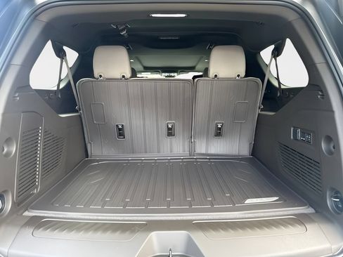 New 2026 GMC Yukon XL Elevation w/ Elevation Premium Package AWD/4WD image 26