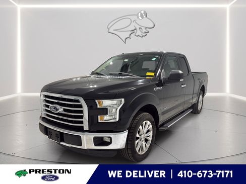 Used 2015 Ford F150 XLT w/ Equipment Group 302A Luxury image 1
