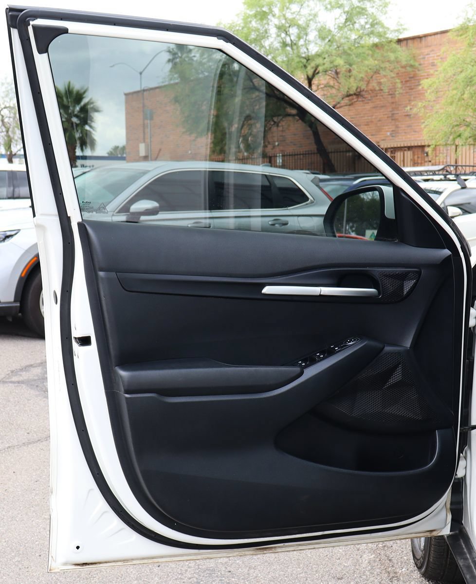 Used 2023 Kia Seltos LX AWD/4WD image 36