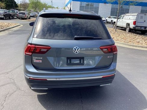 Used 2021 Volkswagen Tiguan SE AWD/4WD image 3