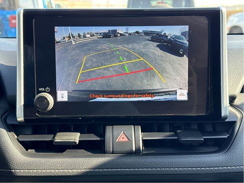 Used 2024 Toyota RAV4 XLE w/ Convenience Package image 20