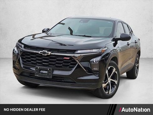 Used 2024 Chevrolet Trax RS FWD image 1