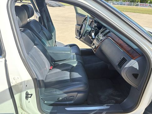 Used 2007 Cadillac DTS FWD image 15