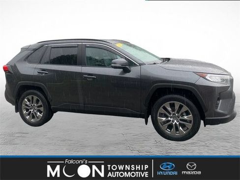 Used 2019 Toyota RAV4 XLE Premium w/ Cold Weather Package AWD/4WD image 1