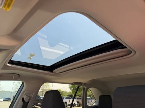 Certified 2022 Toyota RAV4 XLE w/ Convenience Package image 24