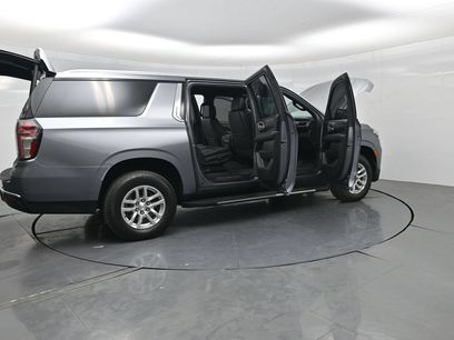 Used 2021 Chevrolet Suburban LT