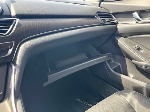 Certified 2021 Honda Accord EX-L image 25