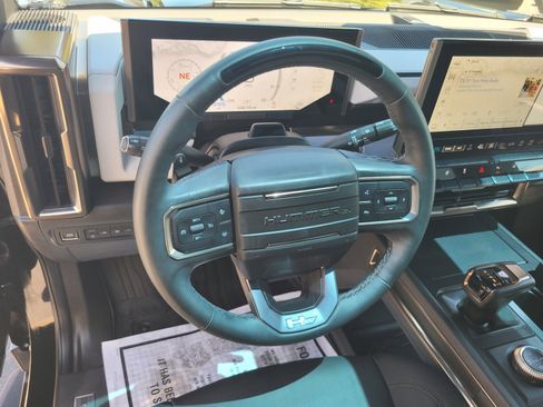 Used 2025 GMC Hummer EV 2X AWD/4WD image 27