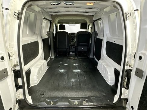 Used 2019 Nissan NV200 S image 15