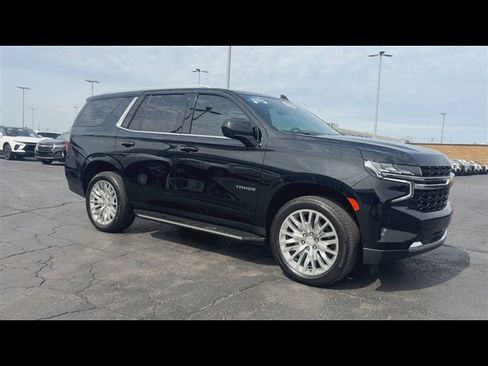 Used 2024 Chevrolet Tahoe LS image 2