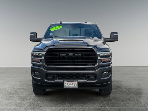 Used 2023 RAM 3500 Laramie w/ Night Edition image 8
