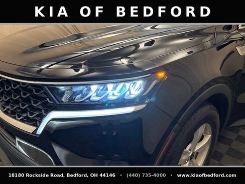 Certified 2023 Kia Sorento LX FWD image 11
