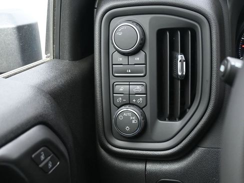 New 2026 Chevrolet Silverado 2500 Custom w/ Custom Value Package AWD/4WD image 32