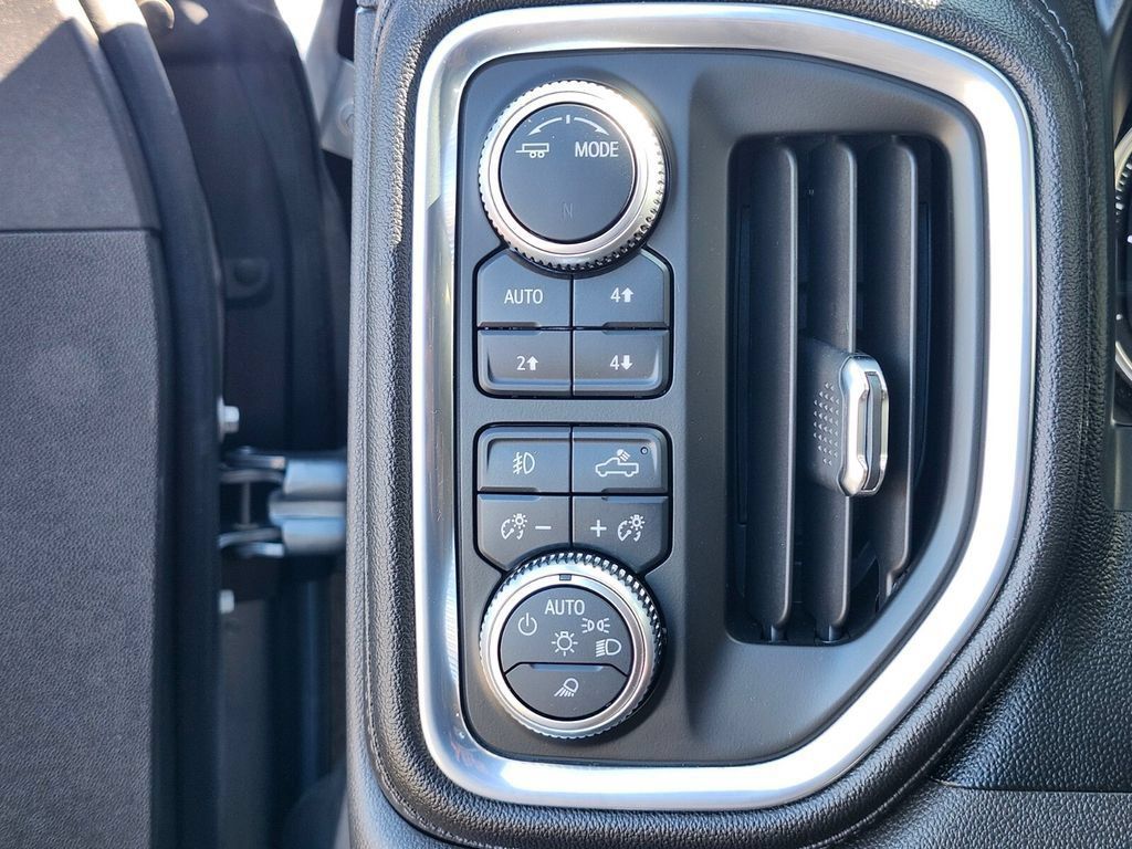 Used 2021 GMC Sierra 1500 SLT w/ SLT Premium Package AWD/4WD image 21