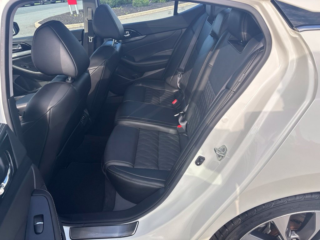 Certified 2023 Nissan Maxima Platinum w/ Sport Mat Group FWD image 25