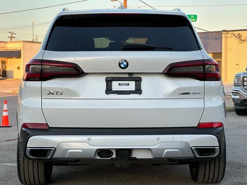 Used 2021 BMW X5 xDrive45e w/ Executive Package image 6