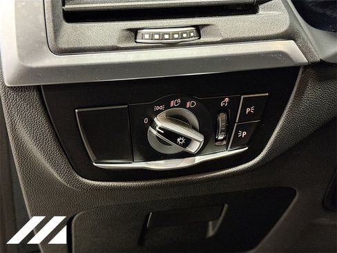 Used 2024 BMW X3 xDrive30i image 10