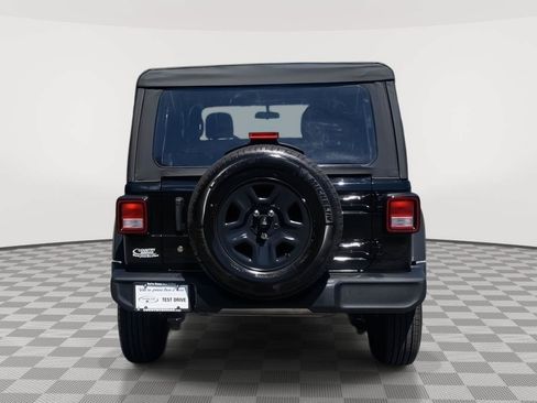 Used 2022 Jeep Wrangler Unlimited Sport AWD/4WD image 4