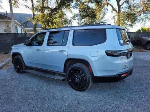 New 2026 Jeep Grand Wagoneer Limited image 12