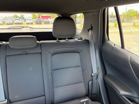 Used 2025 Chevrolet Equinox LT FWD image 31