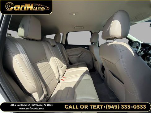 Used 2015 Ford Escape Titanium FWD image 15