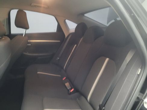 Used 2025 Hyundai Sonata SE FWD image 18