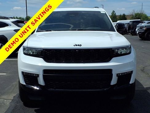 New 2025 Jeep Grand Cherokee L Limited w/ Luxury Tech Group II image 23